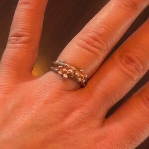 Elegant 925 Stamped Silver and Gold Colored Floral Ring